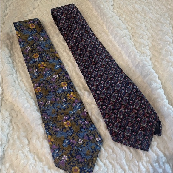 Floral and Geometric Patterned Ties like new - Picture 1 of 4